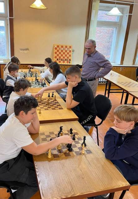 Победа в районном этапе городских соревнований по шахматам "Белая ладья"